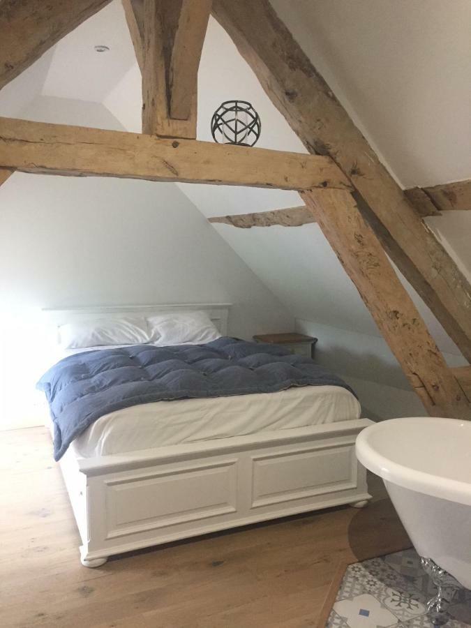 La Grosse Pierre Villa Mehers Luaran gambar